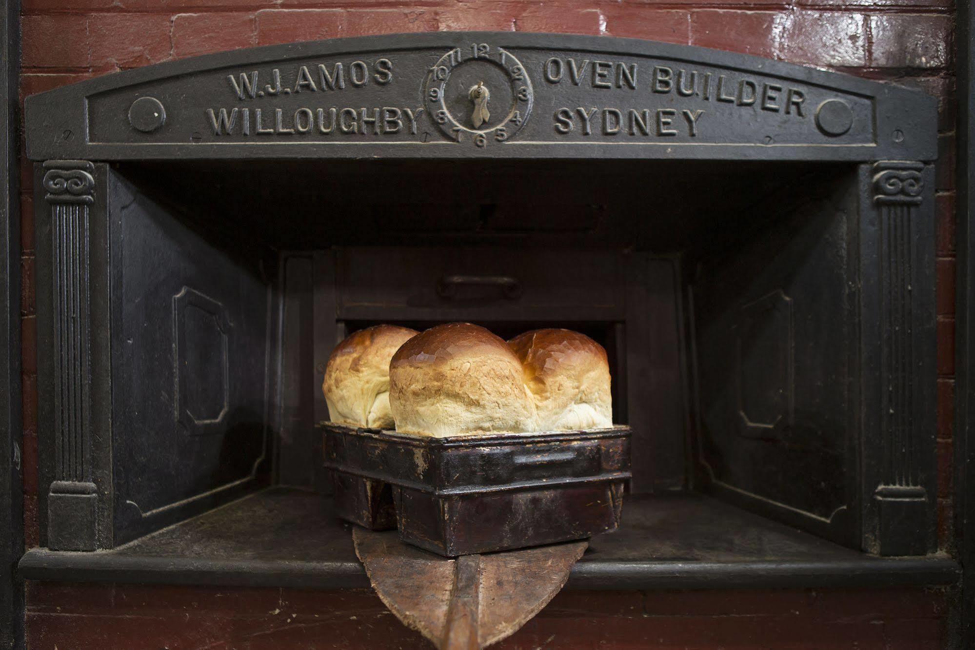 The Bakehouse Motel Goulburn Buitenkant foto